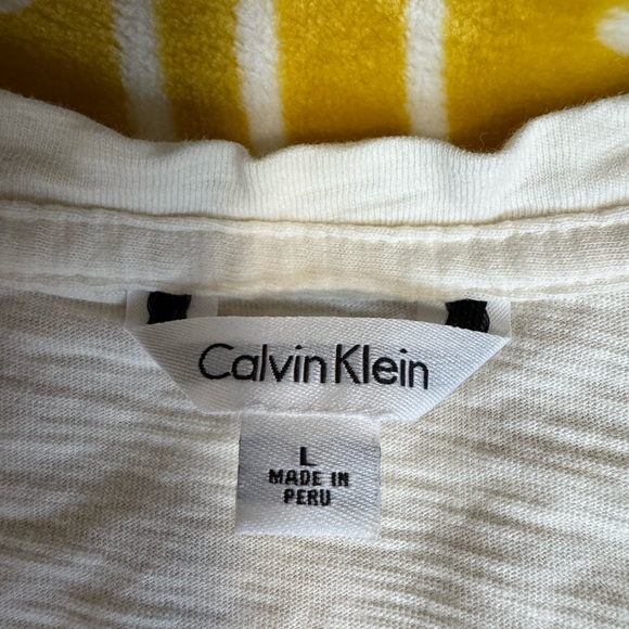 Calvin Klein 100% Breathable Natural Cotton V-neck Shirt Sz LG. Perfect Cond! - Picture 3 of 8